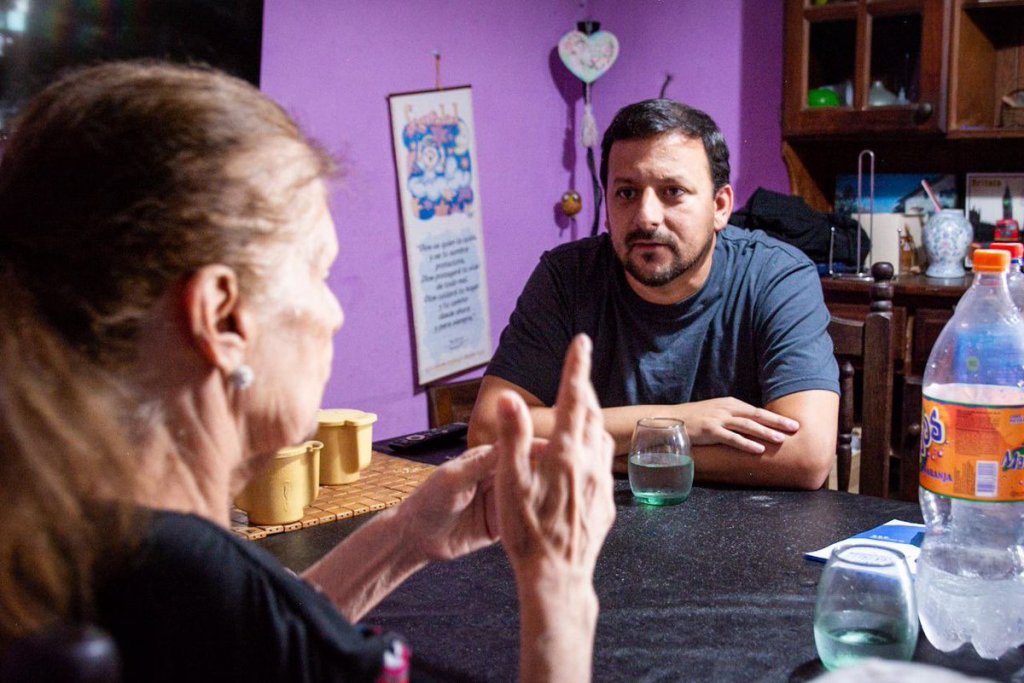 Avellaneda: Santalla recorrió barrios dónde no ingresan líneas de&nbsp;colectivos