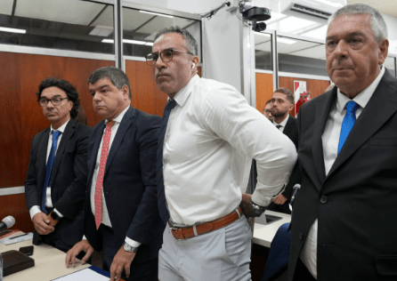 Cardiólogo pide perdón a Maradona en pleno juicio tras revelarse chats comprometedores​