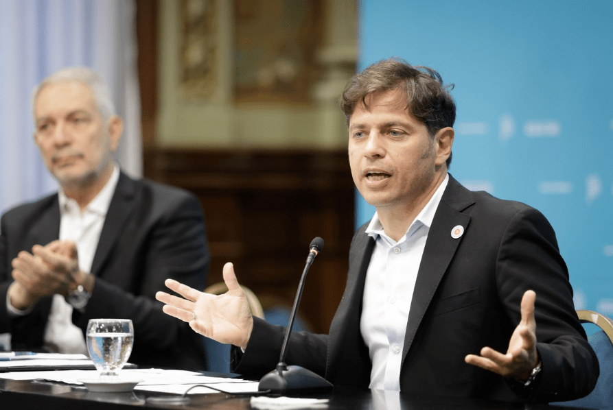 Kicillof impulsa plenarios para fortalecer su fuerza&nbsp;política