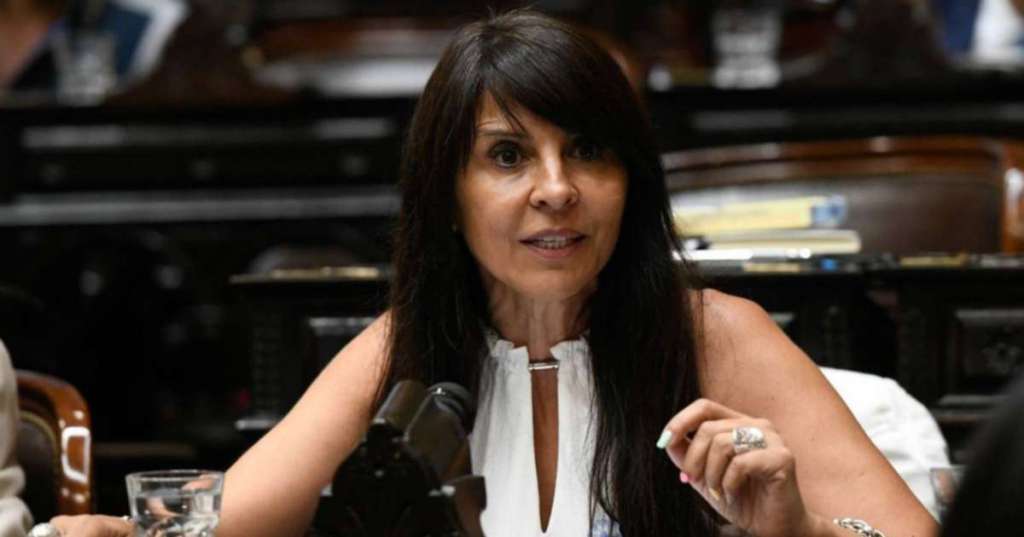 La diputada libertaria Lorena Villaverde, bajo la mira por denuncias de fraude inmobiliario, lavado de dinero y escándalos&nbsp;electorales